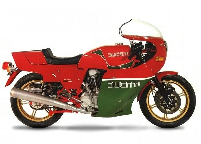 Ducati 900 SS
