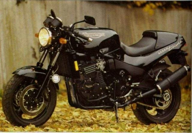 Triumph Speed Triple 900
