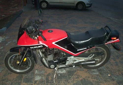 Suzuki GSX 550 ES