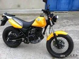 Hyosung Karion 125