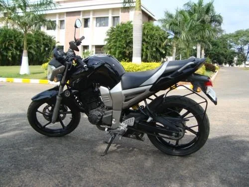 Yamaha FZ16
