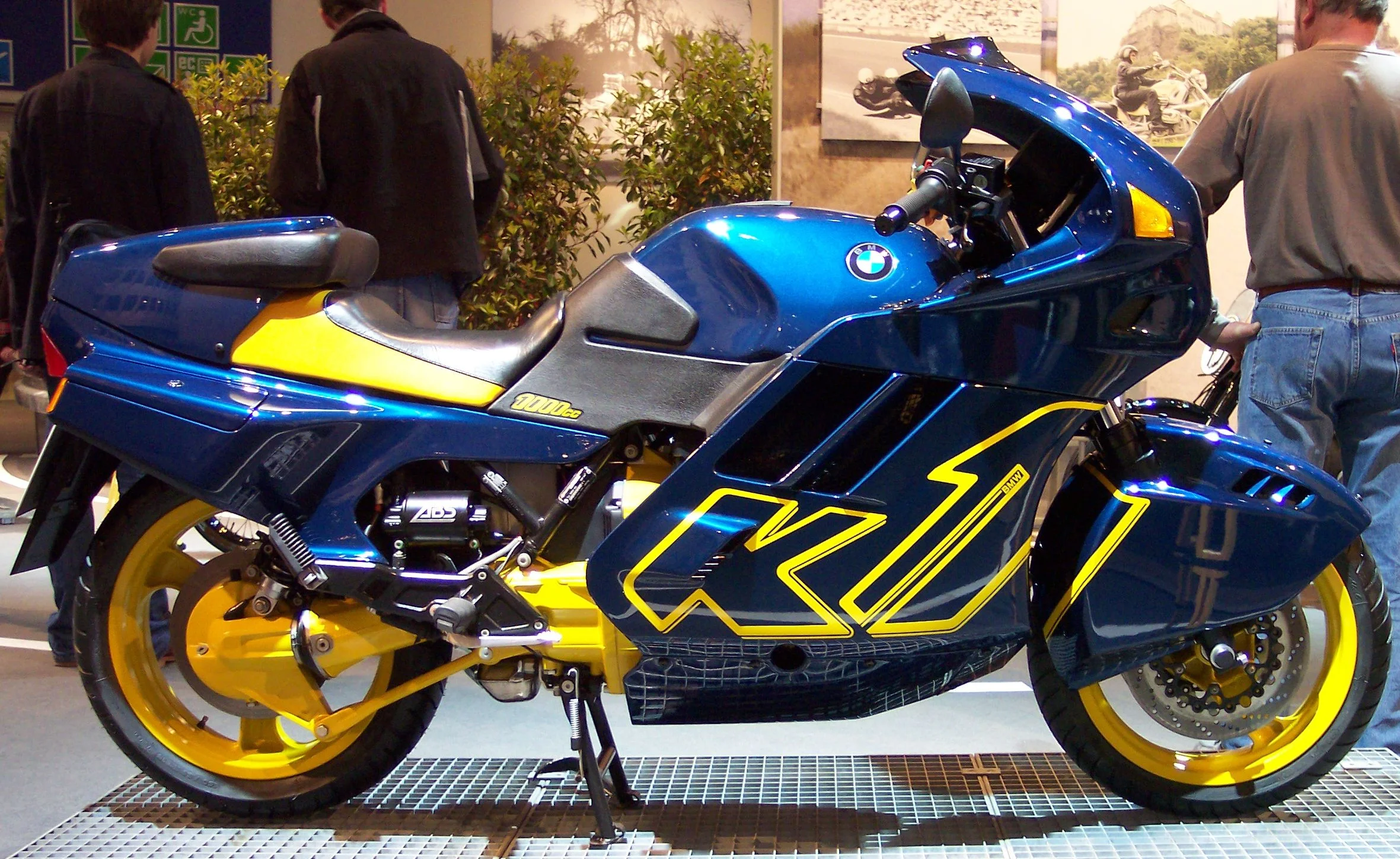 BMW K 1