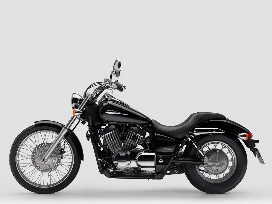 Honda VT750C2B Shadow Black Spirit