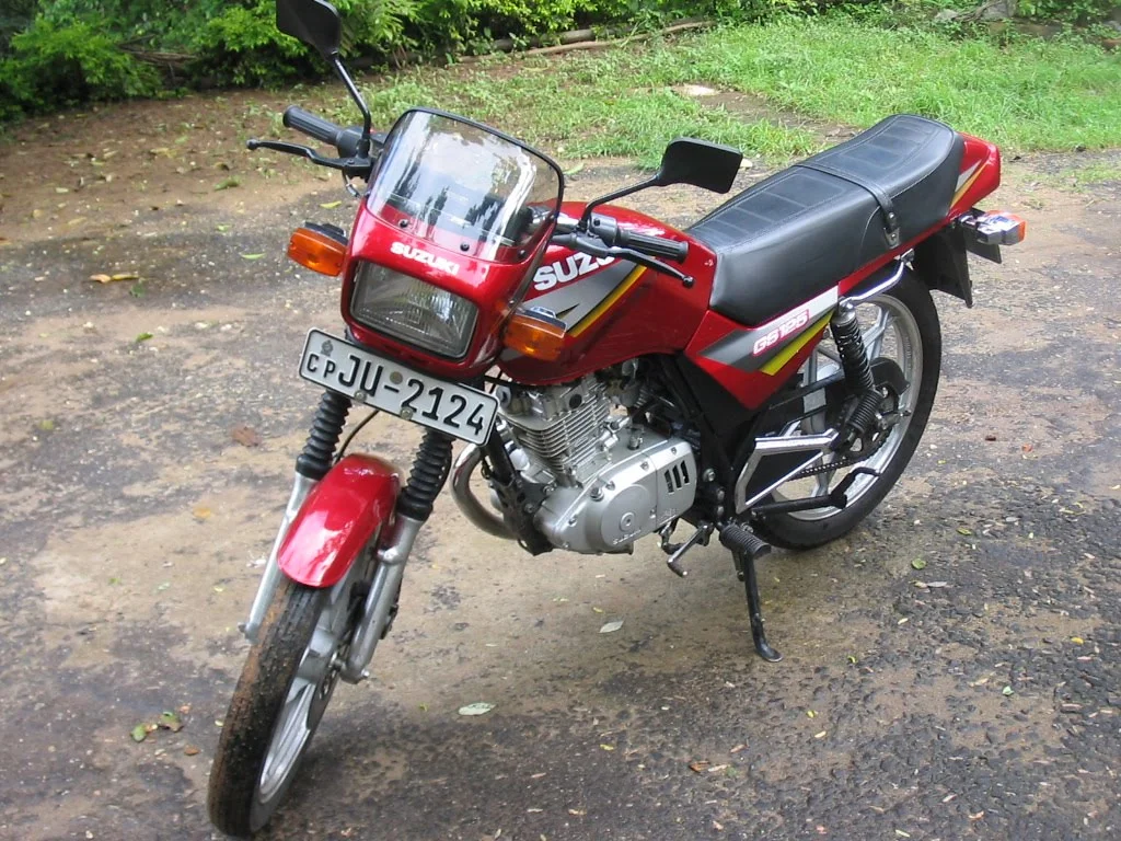 Suzuki GS 125 ES