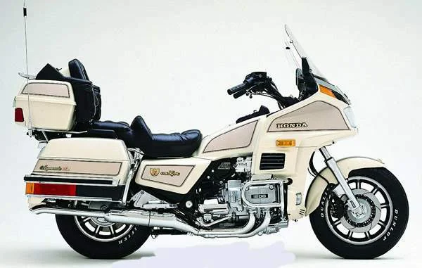 Honda GL 1200 DX Gold Wing