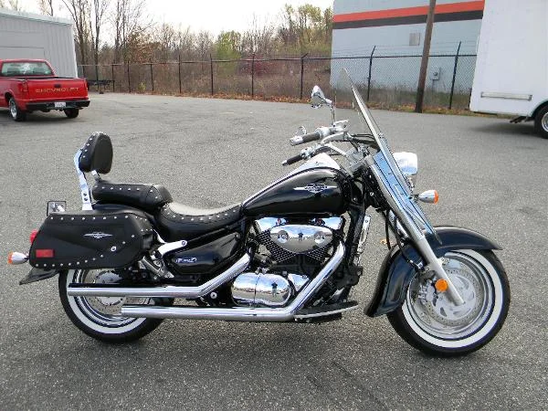 Suzuki Boulevard C90 Black