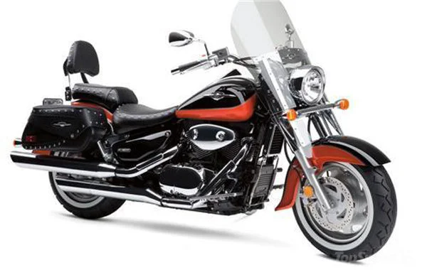 Suzuki Boulevard C90