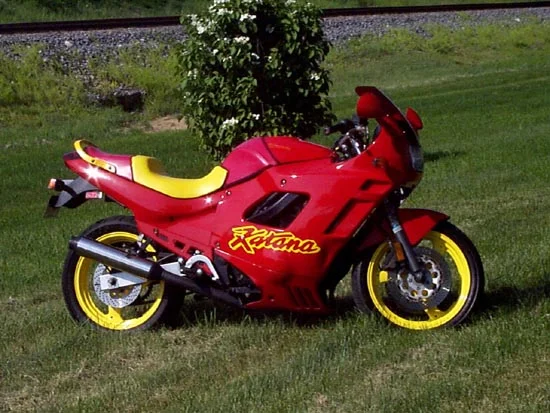 Suzuki GSX 600 F