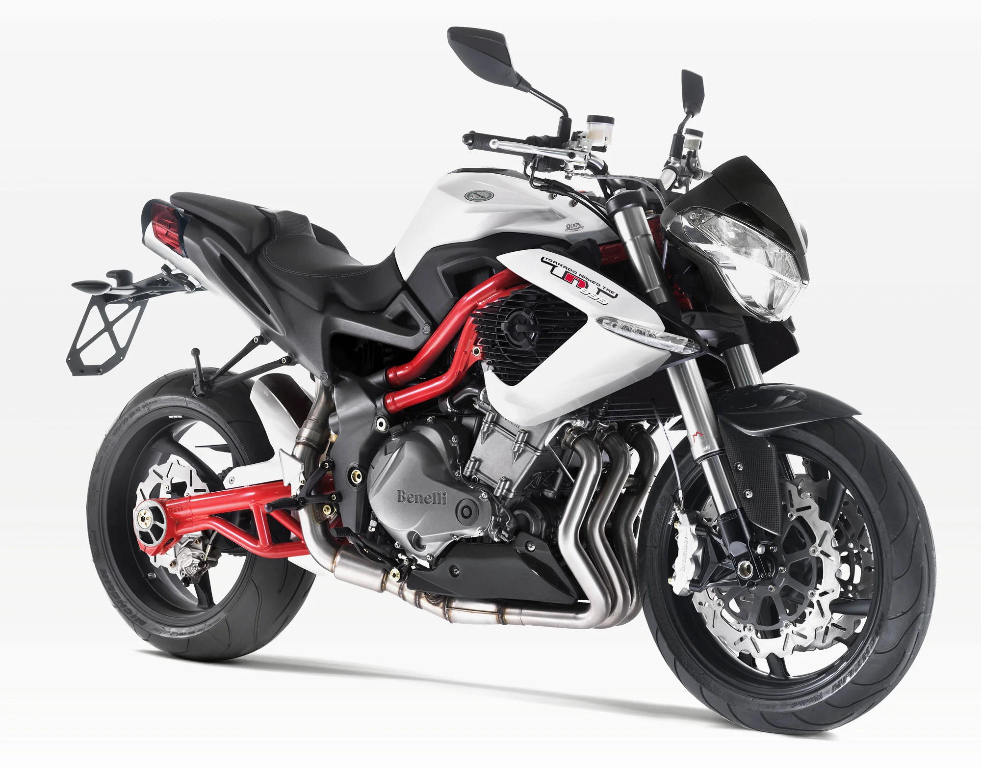Benelli TNT 899
