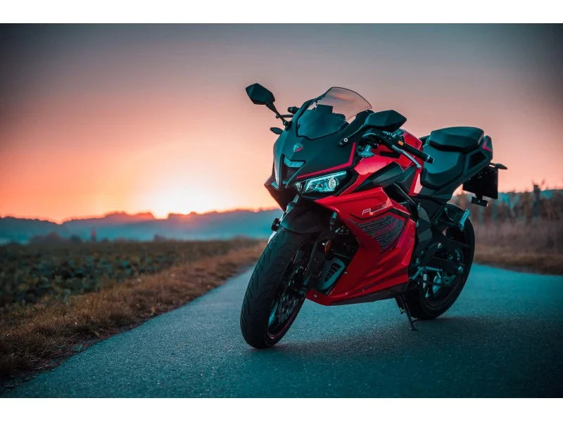 Capirelli Monza 125