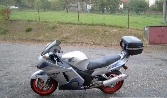 Honda CBR 1100 XX Super Blackbird