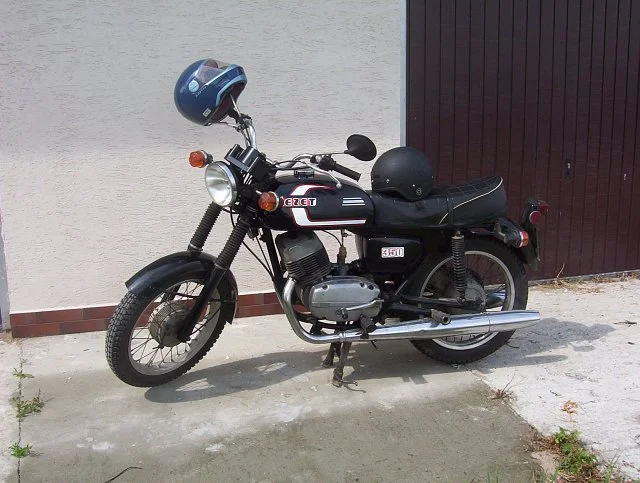 Jawa 350 Basic