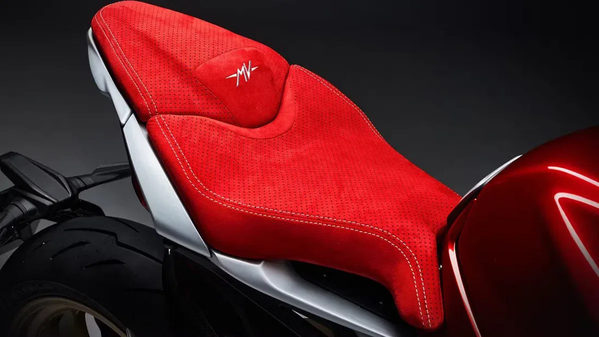 MV Agusta Brutale 950 Serie Oro 2026