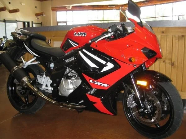 UM V2S-650