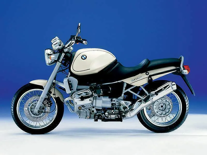 BMW 850
