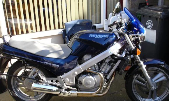 Honda NTV 650 Revere