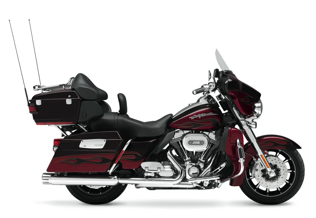 Harley-Davidson FLHTCUSE6 CVO Ultra Classic Electra Glide