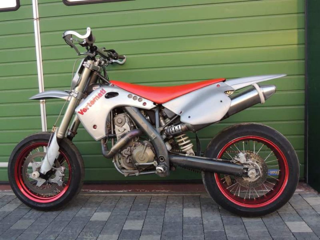Vertemati 600 Motard Racing 