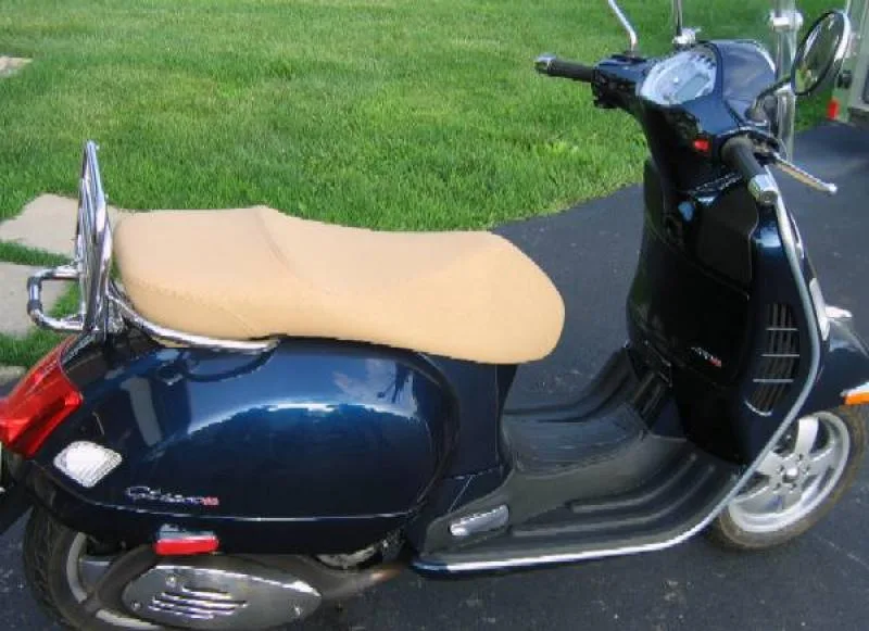 Vespa Navy 250