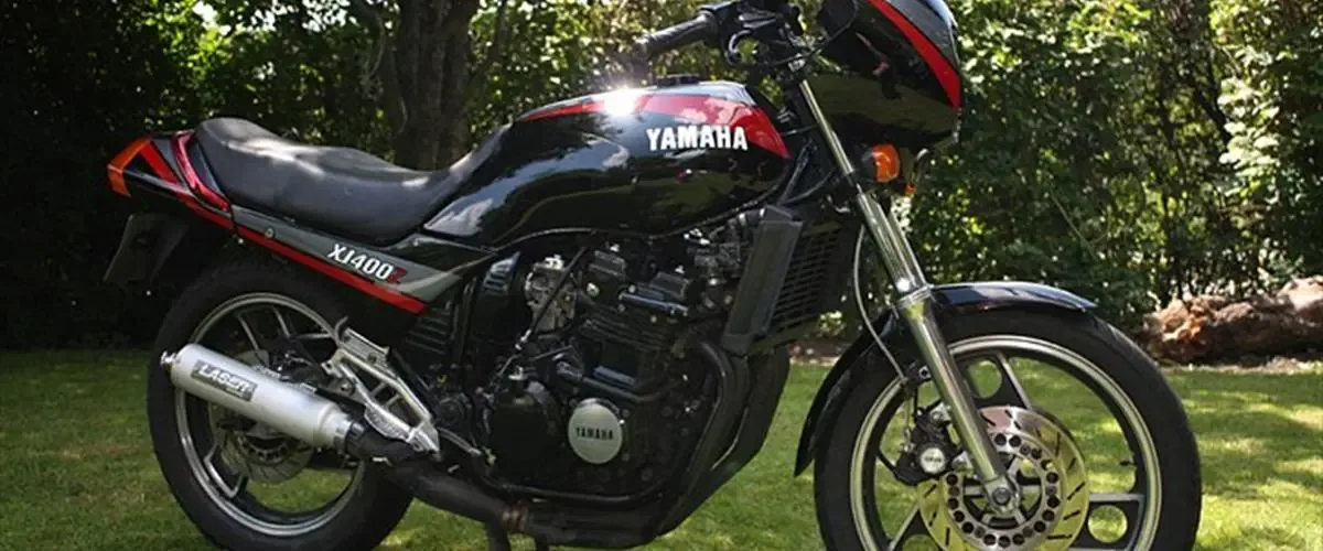 Yamaha 400 Seca