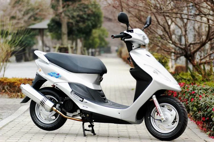 Kymco Caro 100