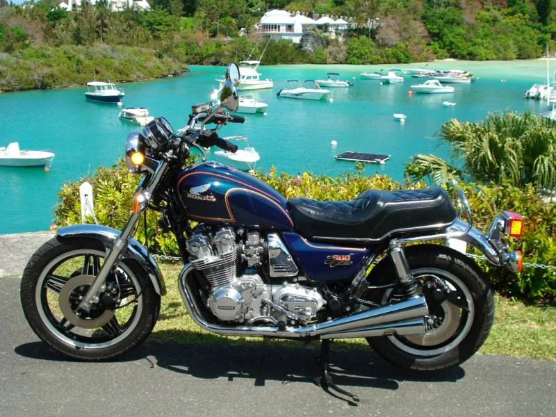 Honda CB900 Custom