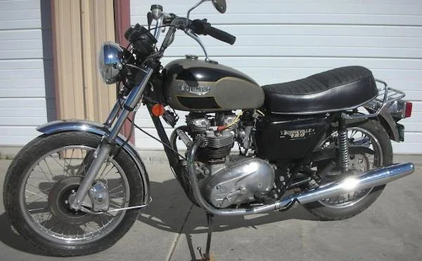 Triumph T 140 E Bonneville Special