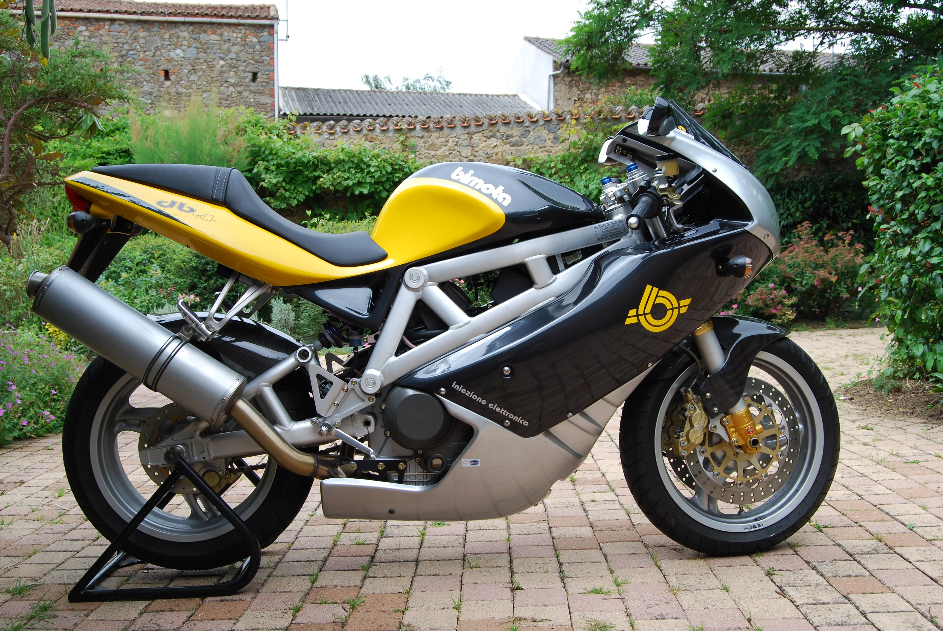 Bimota DB 4 i.e.