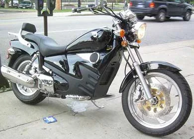CF Moto V5