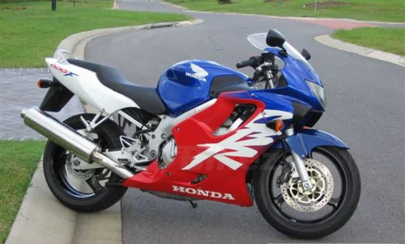 Honda CBR 600 F Ultima Light