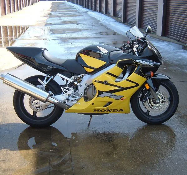 Honda CBR 600 F4i