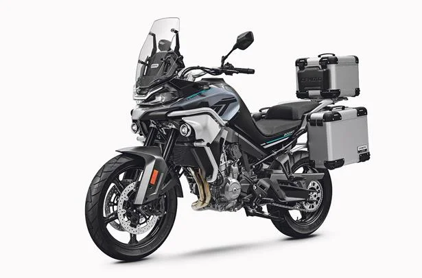 CF Moto 800MT Sport