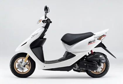 Honda Smart Dio Z4