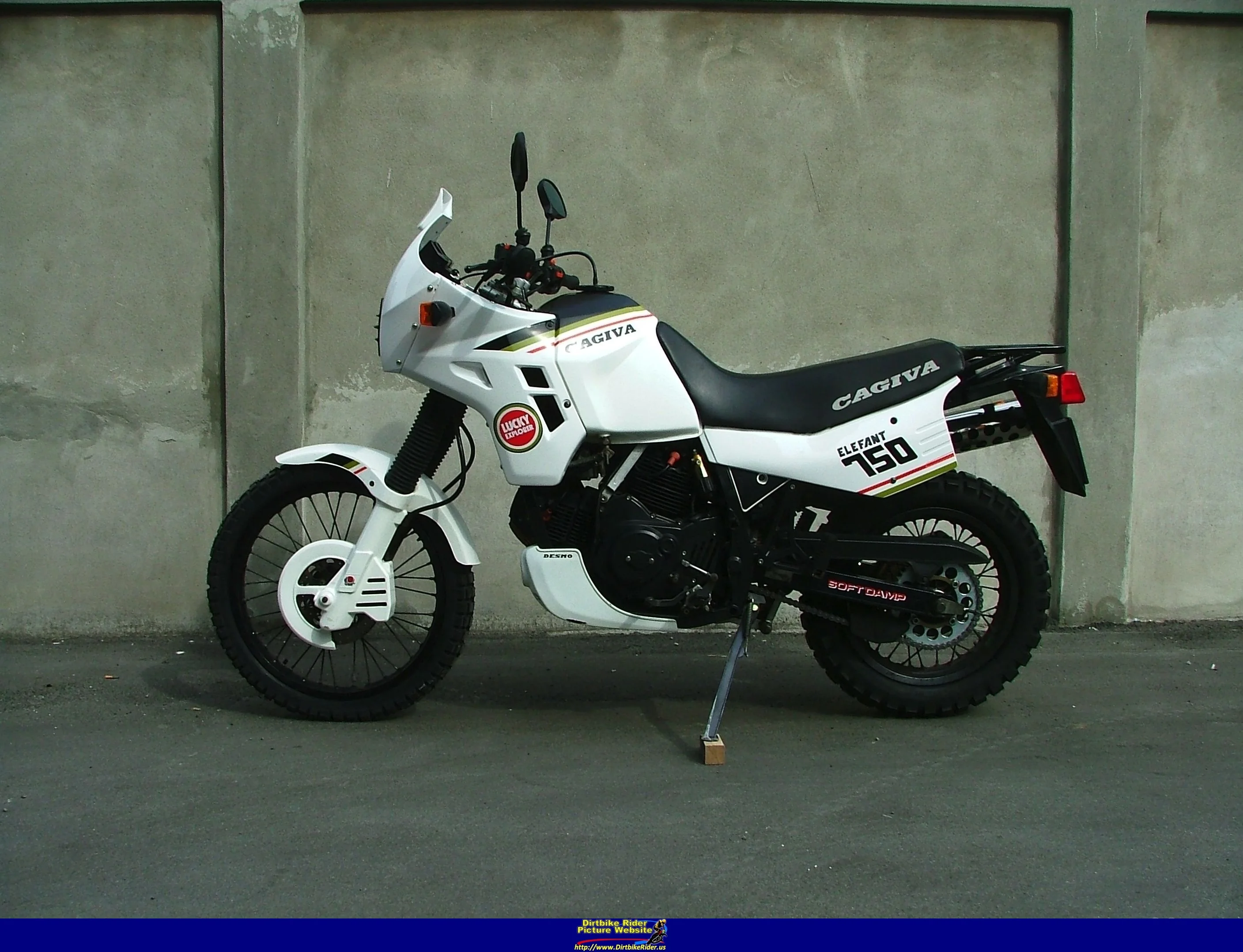 Cagiva Elefant 750