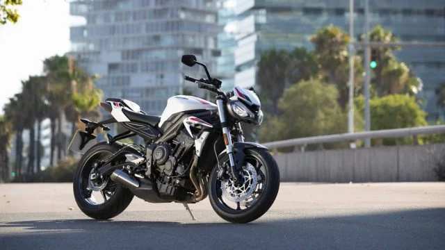 Triumph Street Triple S A2 Licence