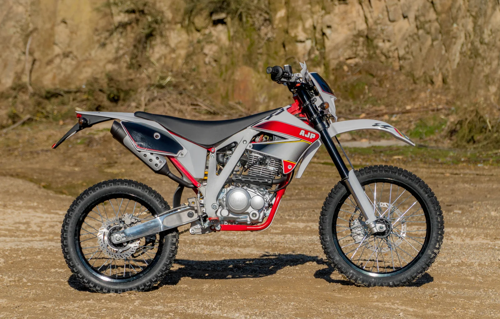 AJP PR3 Enduro Pro 240 2018