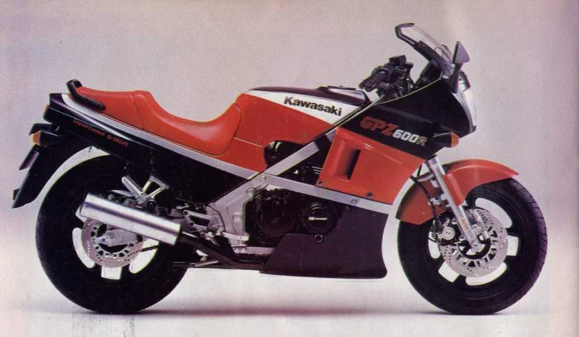 Kawasaki GPZ 600 R