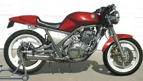 Yamaha SRX 6