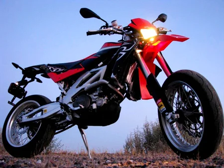 Aprilia SXV 550
