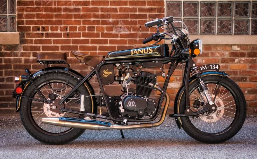 Janus Halcyon 250 2020