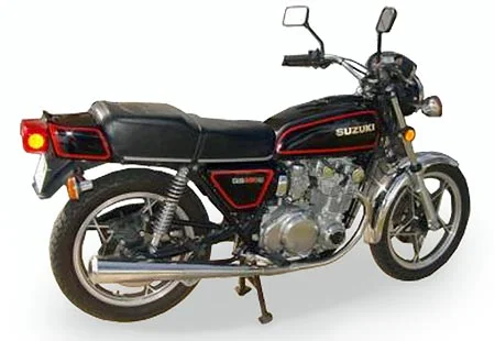 Suzuki GS 550 E Red Suzi