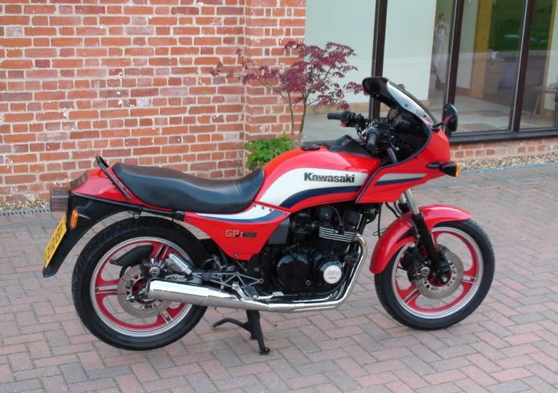 Kawasaki GPZ 550