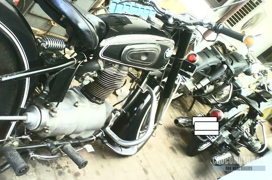 BMW R12 Single Carb