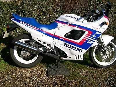 Suzuki GSX 600 F