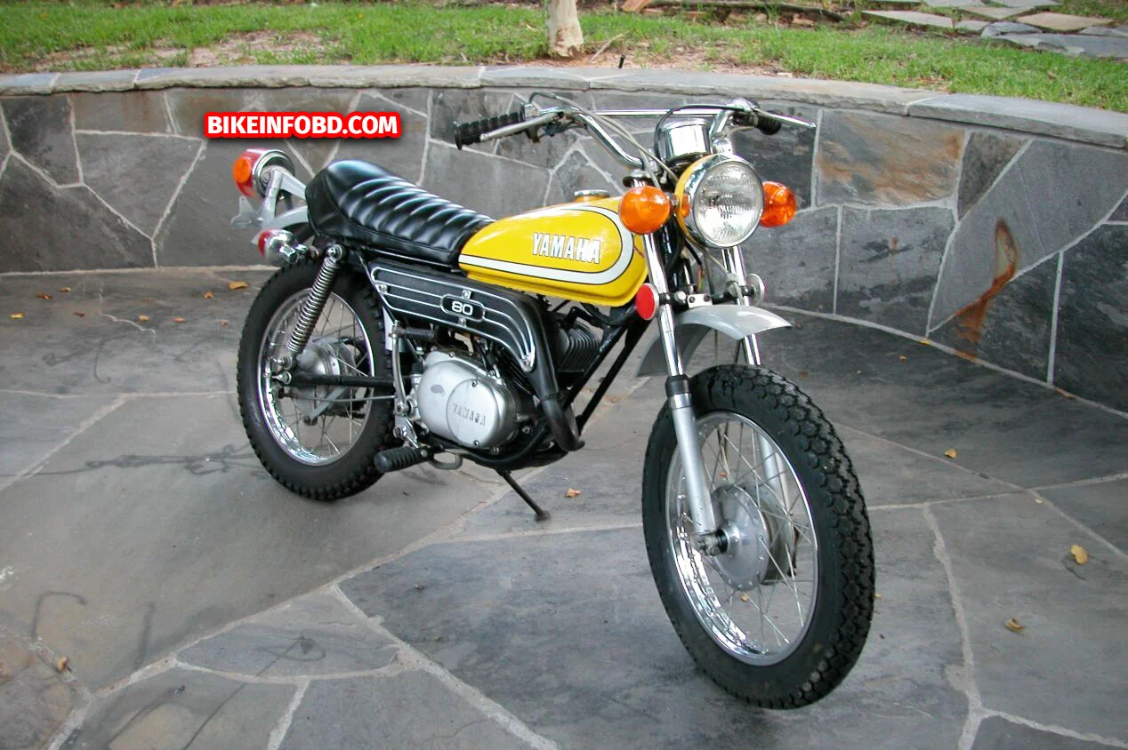 Yamaha GT80 B