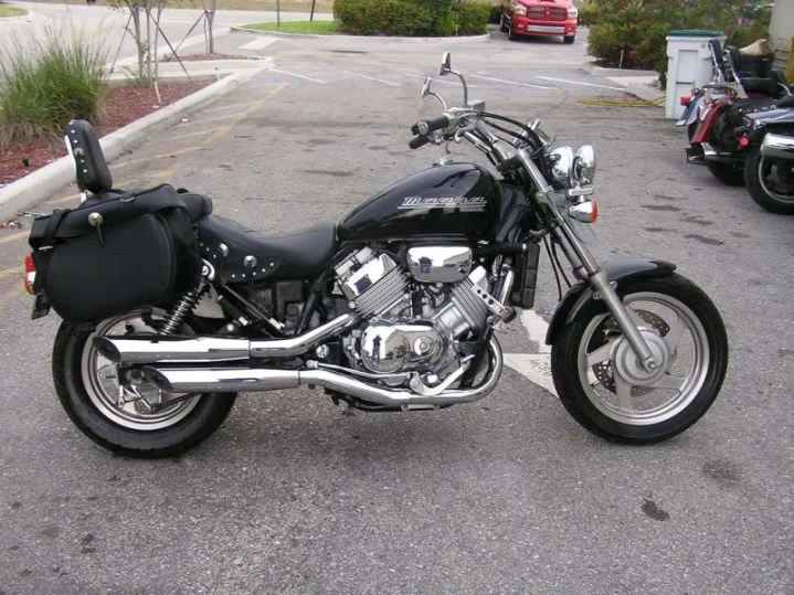 Honda Magna 250