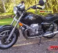 Moto Guzzi Mille GT (reduced effect)