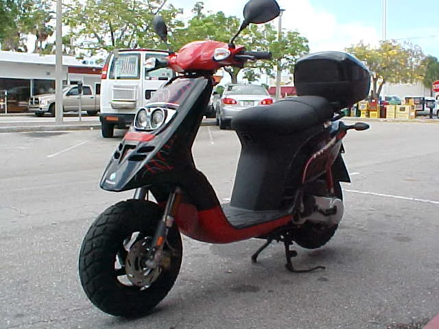 Piaggio Typhoon 50