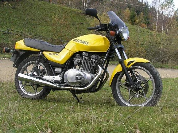 Suzuki GSX 400 E