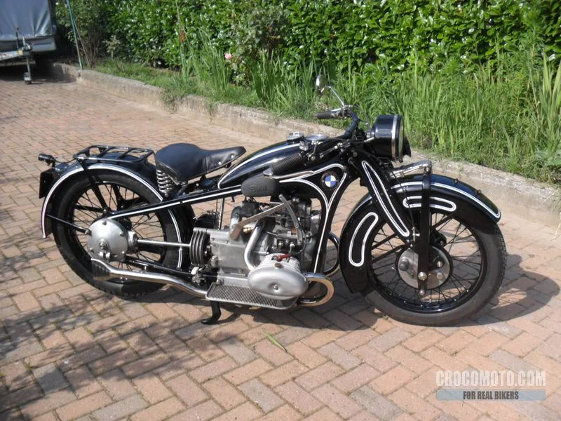 BMW R 16